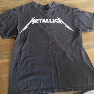 Metallica T-shirt size Large